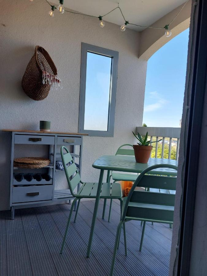 La Penate De Saint Cyp - Residence Les Fregates Vue Mer, Piscine エクステリア 写真